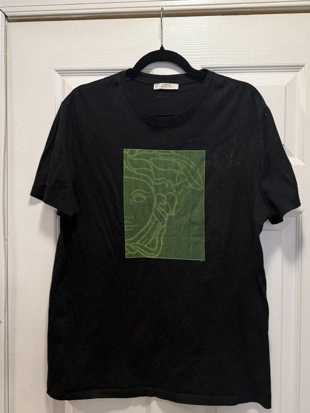 VERSACE Unisex Tee - Picture 2 of 7